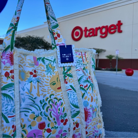 💛💚🩷Roller Rabbit x Target Collab Vacation Fringe Canvas Tote Bag - Picture 3 of 7